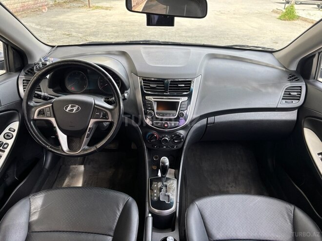 Hyundai Accent 2015, 115,000 km - 1.4 l - Bakı