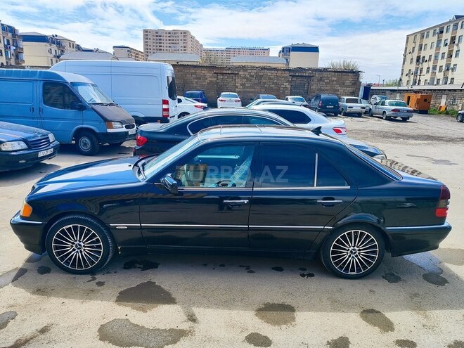 Mercedes C 230 1999, 402,336 km - 2.3 l - Hacıqabul