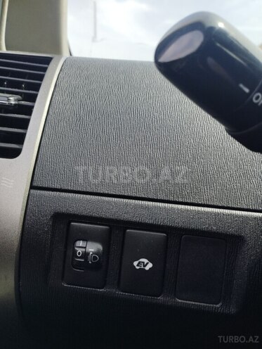 Toyota Prius-10