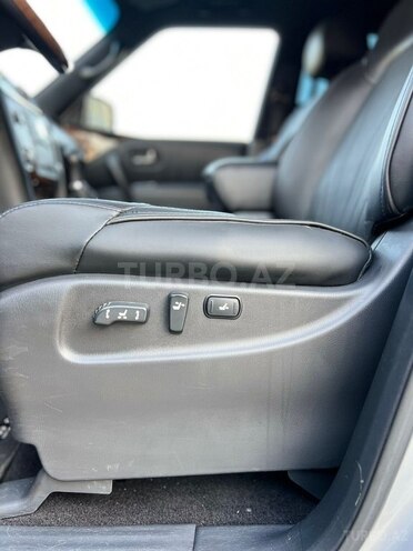 Infiniti QX56 2011, 134,671 km - 5.6 l - Bakı