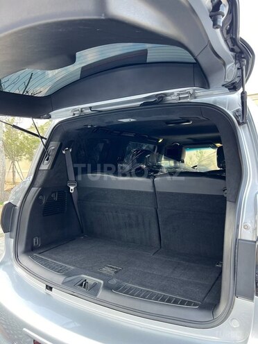Infiniti QX56 2011, 134,671 km - 5.6 l - Bakı
