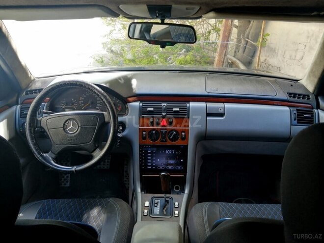 Mercedes E 200 1996, 385,000 km - 2.0 л - Bakı