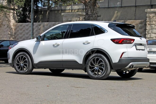 Ford Escape 2023, 32,000 km - 1.5 l - Bakı