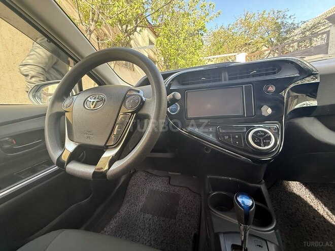 Toyota Aqua 2020, 950,000 km - 1.5 l - Bakı
