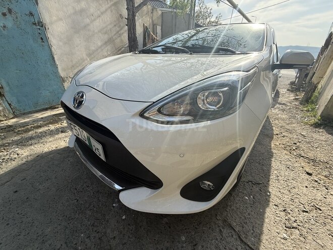 Toyota Aqua 2020, 950,000 km - 1.5 l - Bakı
