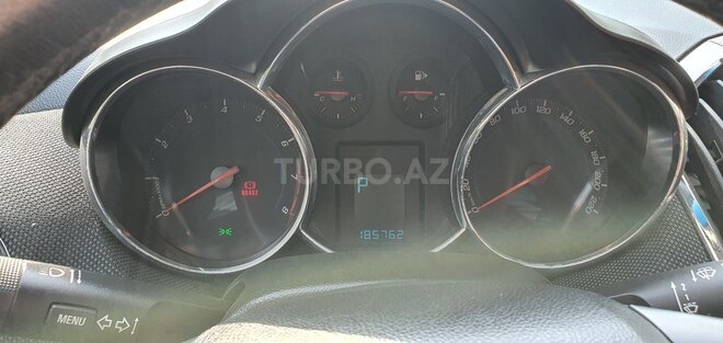 Chevrolet Cruze-9