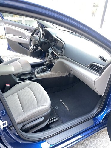 Hyundai Elantra 2019, 108,000 km - 2.0 л - Bakı