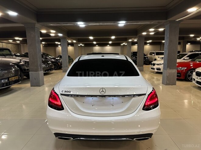 Mercedes C 300-5