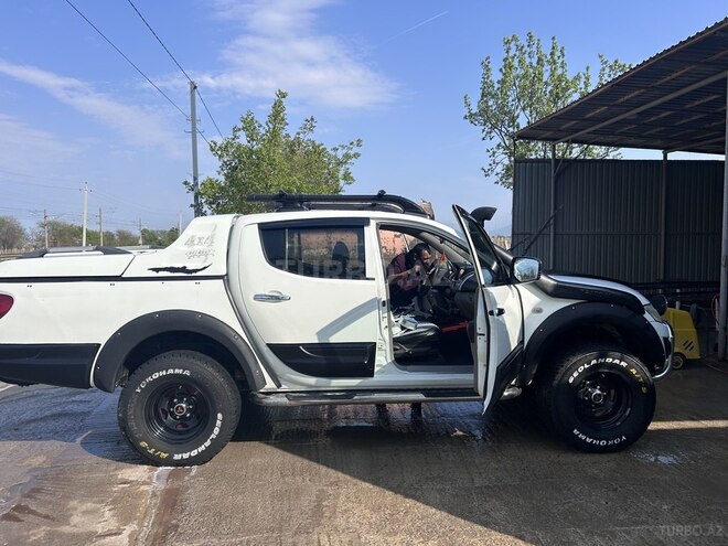 Mitsubishi L200 2012, 245,000 km - 2.5 l - Tovuz