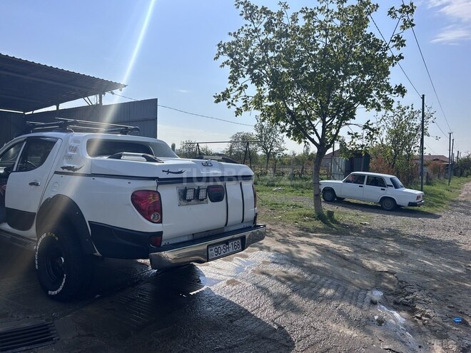 Mitsubishi L200 2012, 245,000 km - 2.5 l - Tovuz