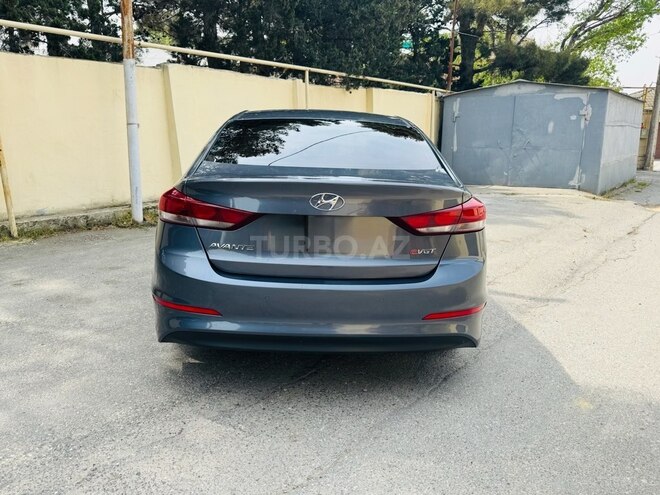 Hyundai Avante 2016, 176,600 km - 1.6 l - Bakı