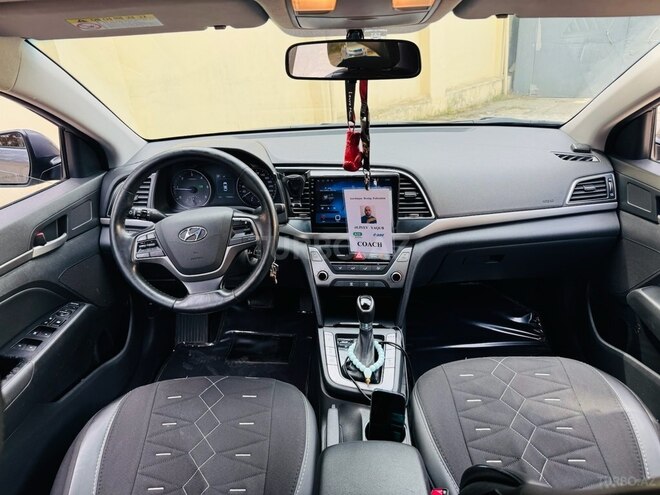 Hyundai Avante 2016, 176,600 km - 1.6 l - Bakı