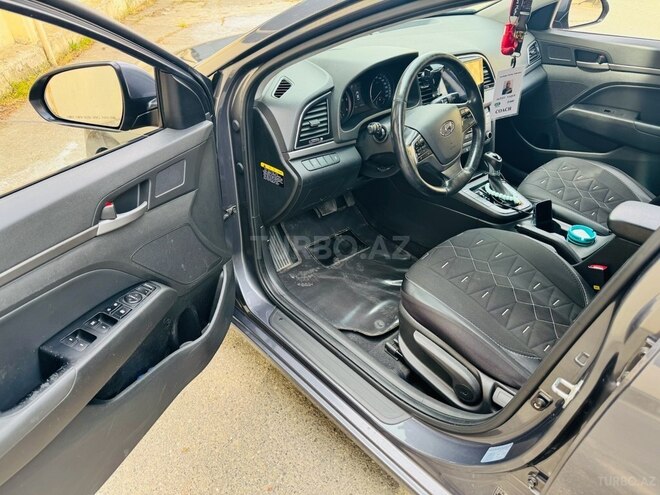 Hyundai Avante 2016, 176,600 km - 1.6 l - Bakı