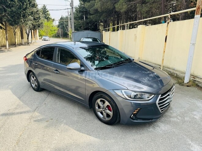 Hyundai Avante 2016, 176,600 km - 1.6 l - Bakı