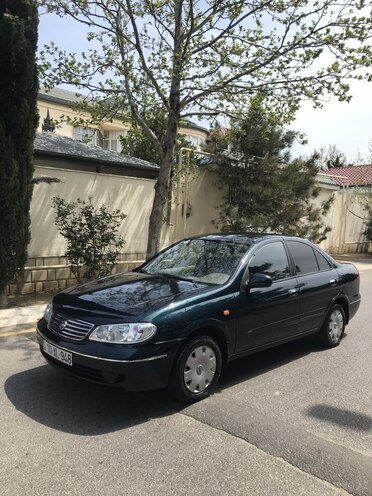 Nissan Sunny-4