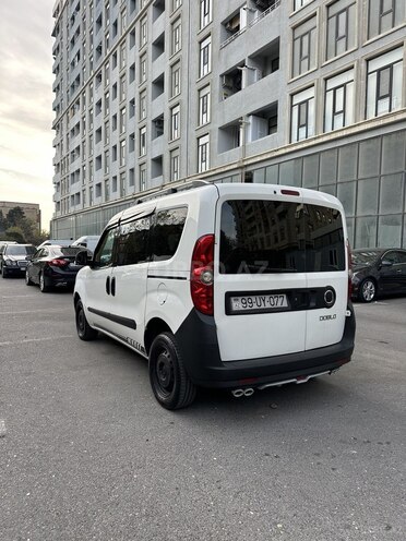 Fiat Doblo 2011, 409,000 km - 1.3 l - Bakı