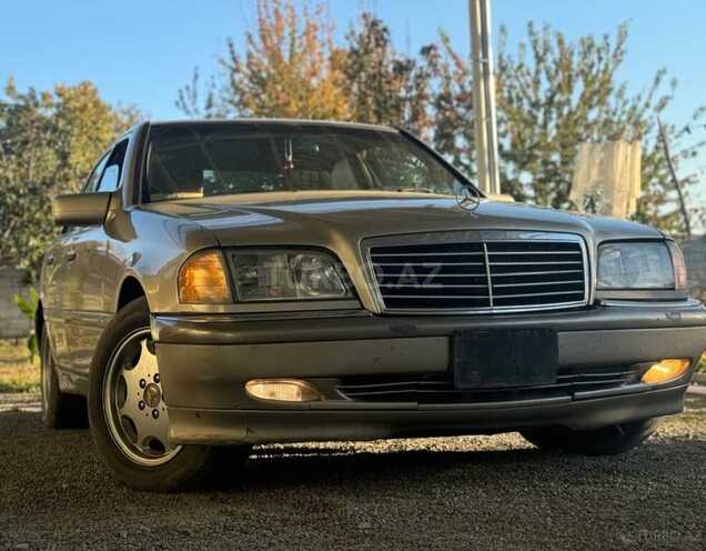 Mercedes C 230 1999, 290,000 km - 2.3 l - Şəki