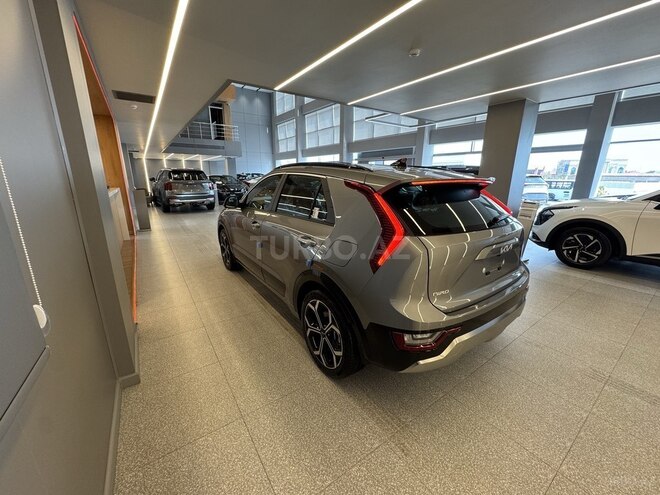 Kia Niro-5