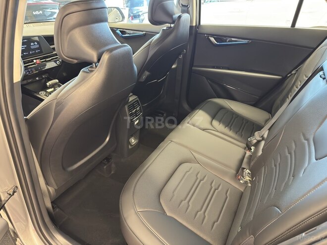Kia Niro-8