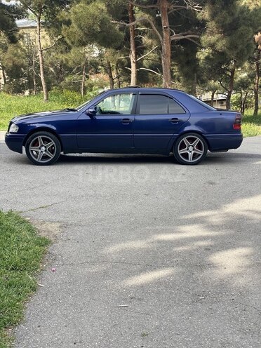 Mercedes C 180 1995, 117,170 km - 1.8 л - Bakı