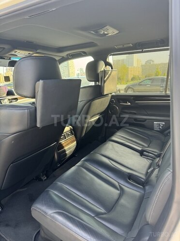 Lexus LX 570 2019, 44,500 km - 5.7 л - Bakı