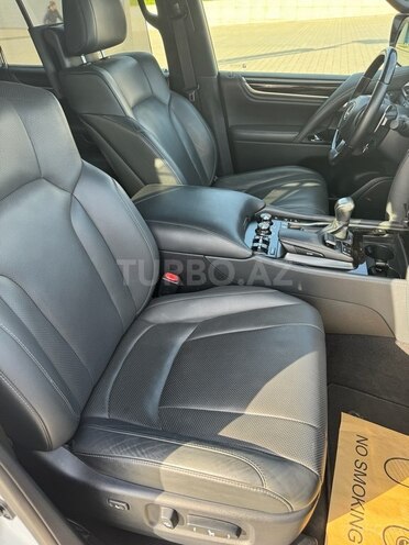 Lexus LX 570 2019, 44,500 km - 5.7 л - Bakı