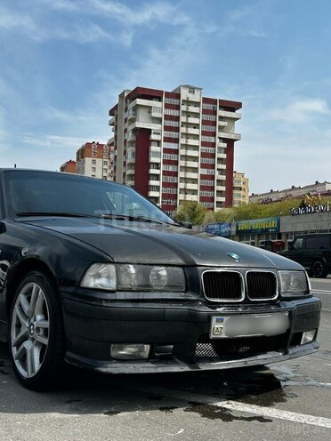 BMW 318 1994, 425,856 km - 1.8 l - Xırdalan