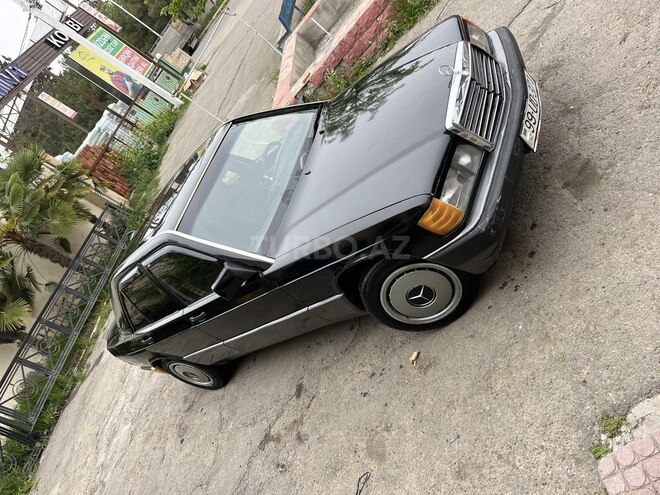 Mercedes 190 1990, 202,202 km - 2.0 l - Qazax