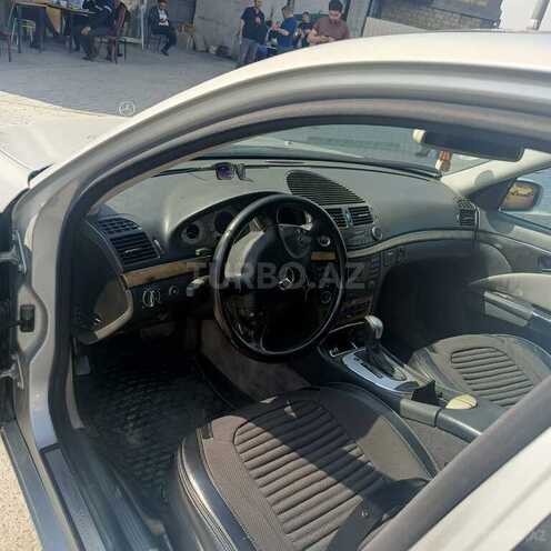 Mercedes E 270 2002, 600,000 km - 2.7 l - Bakı
