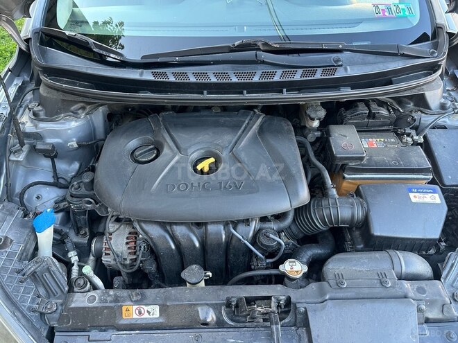 Hyundai Elantra 2013, 226,918 km - 1.8 л - Mingəçevir