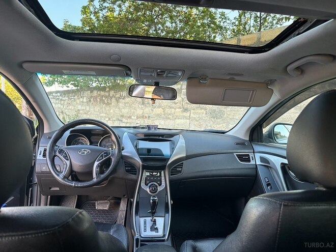 Hyundai Elantra 2013, 226,918 km - 1.8 л - Mingəçevir
