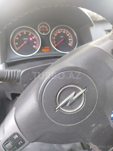 Opel Astra 2004, 300,000 km - 1.4 l - Bakı