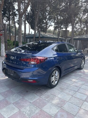 Hyundai Elantra 2018, 123,919 km - 2.0 л - Bakı
