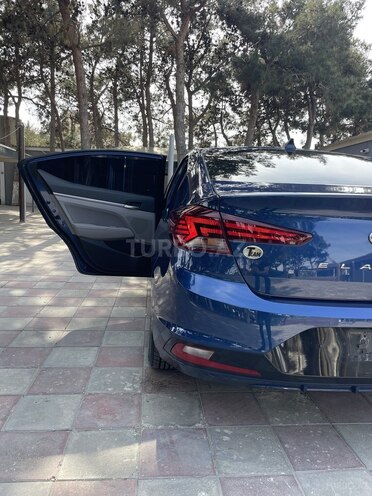 Hyundai Elantra 2018, 123,919 km - 2.0 л - Bakı