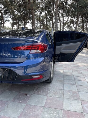 Hyundai Elantra 2018, 123,919 km - 2.0 л - Bakı