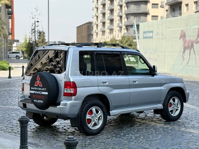 Mitsubishi Pajero io 2003, 298,000 km - 2.0 л - Bakı