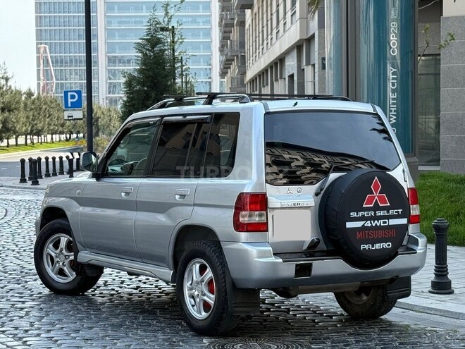 Mitsubishi Pajero io 2003, 298,000 km - 2.0 л - Bakı