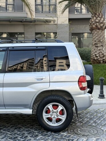 Mitsubishi Pajero io 2003, 298,000 km - 2.0 л - Bakı