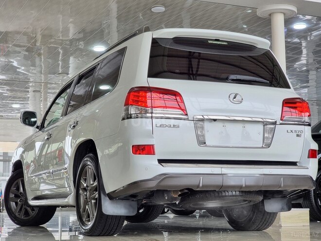 Lexus LX 570 2013, 111,400 km - 5.7 l - Bakı