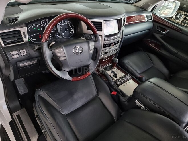Lexus LX 570 2013, 111,400 km - 5.7 l - Bakı