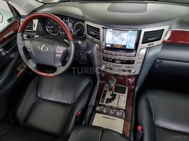 Lexus LX 570 2013, 111,400 km - 5.7 l - Bakı