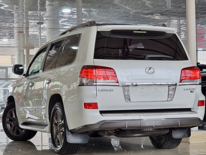 Lexus LX 570 2013, 111,400 km - 5.7 l - Bakı