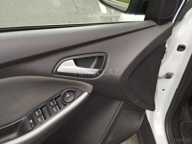 Ford Focus 2014, 194,000 km - 1.6 л - Bakı