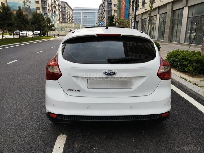 Ford Focus 2014, 194,000 km - 1.6 л - Bakı