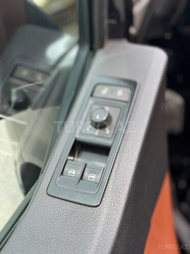Volkswagen Transporter 2018, 120,000 km - 2.0 l - Bakı