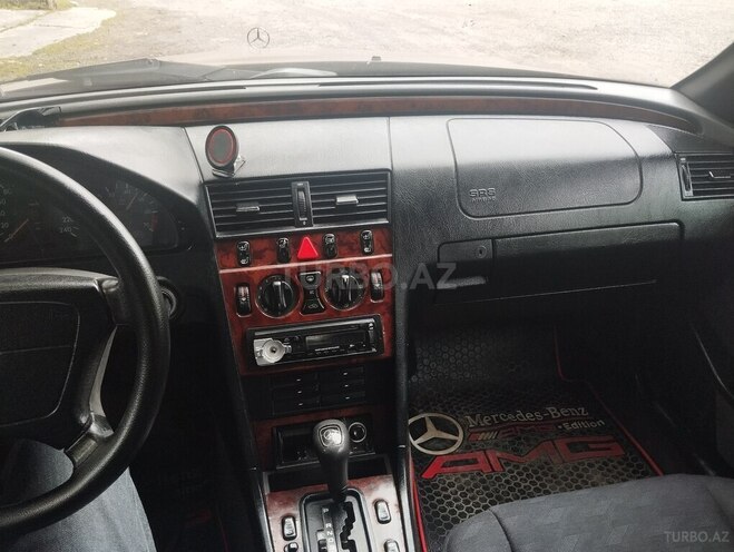 Mercedes C 180 1996, 479,000 km - 1.8 l - Yevlax