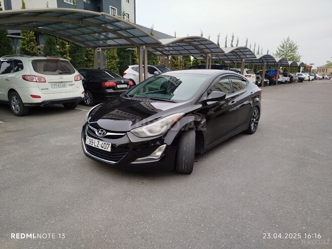 Hyundai Elantra 2013, 241,402 km - 1.8 l - Quba