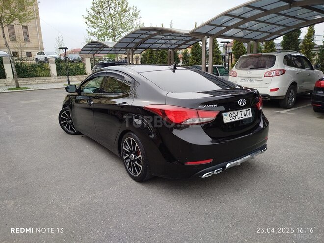 Hyundai Elantra 2013, 241,402 km - 1.8 l - Quba