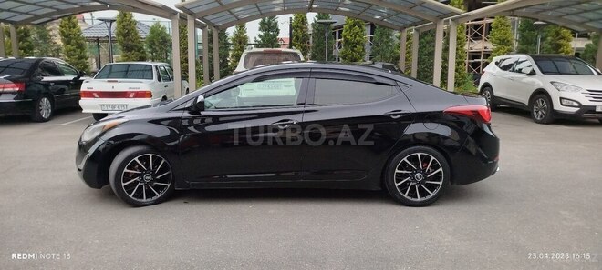 Hyundai Elantra 2013, 241,402 km - 1.8 l - Quba