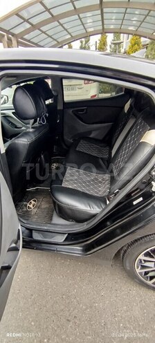 Hyundai Elantra 2013, 241,402 km - 1.8 l - Quba